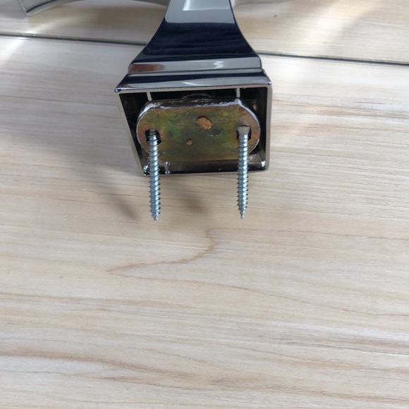 Delta Dryden Double Robe or Towel Hook Chrome - Picture 4 of 4